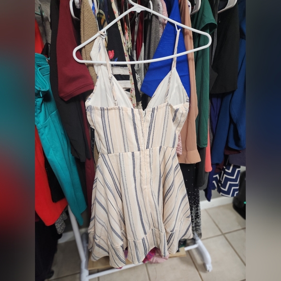 Nwt stripe summer dress! - Picture 5 of 5